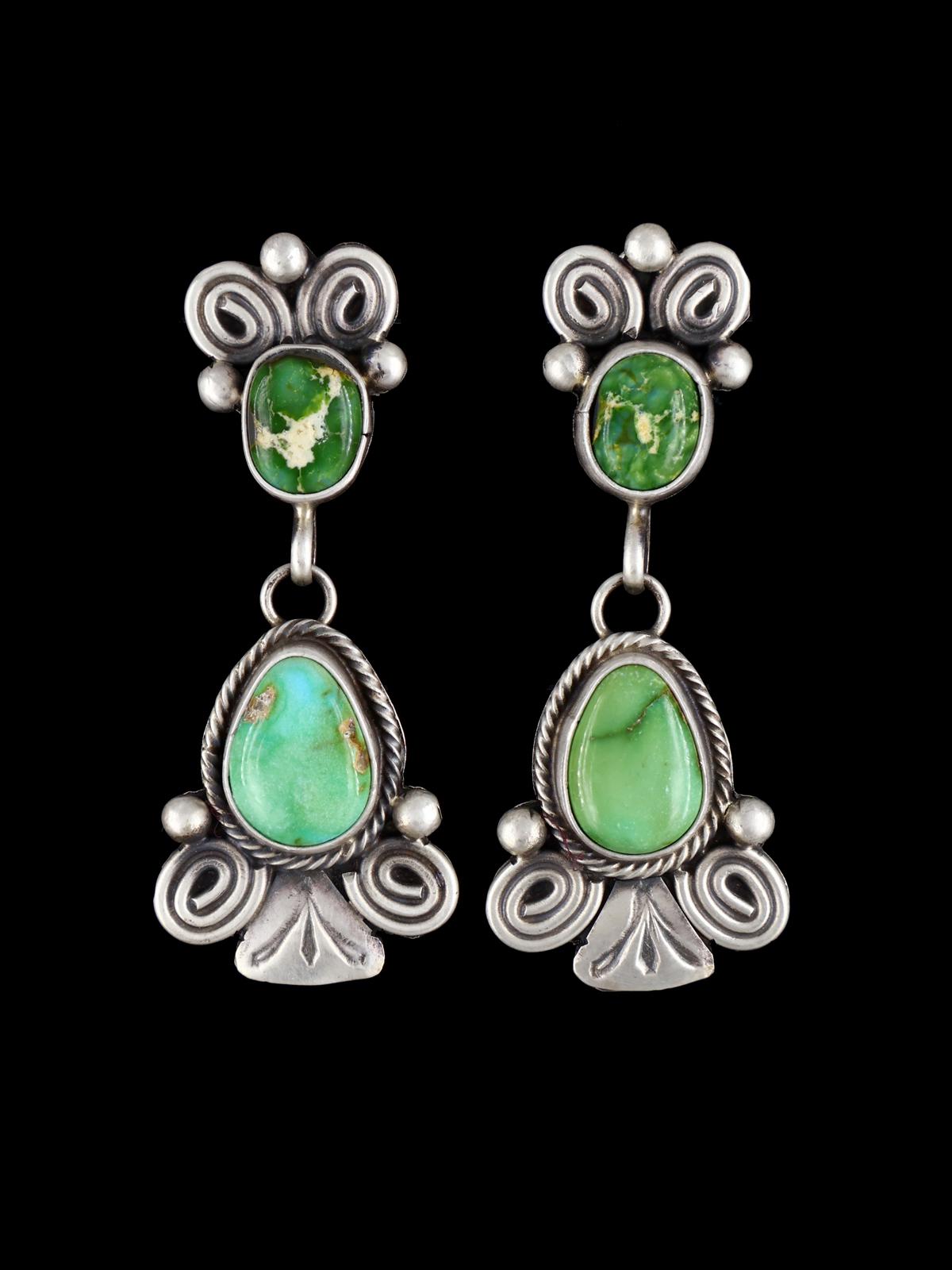 Pendientes de poste de plata de ley navajo de oro de Sonora con turquesa