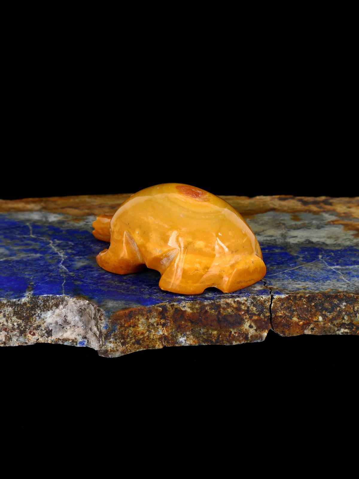 Travertine Mole Zuni Fetish Carving