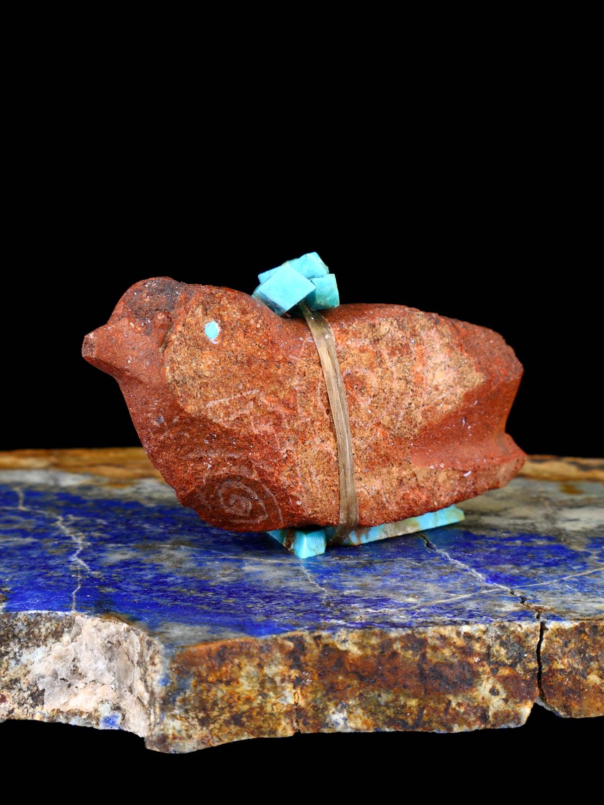 Sandstone Bird Zuni Fetish Carving