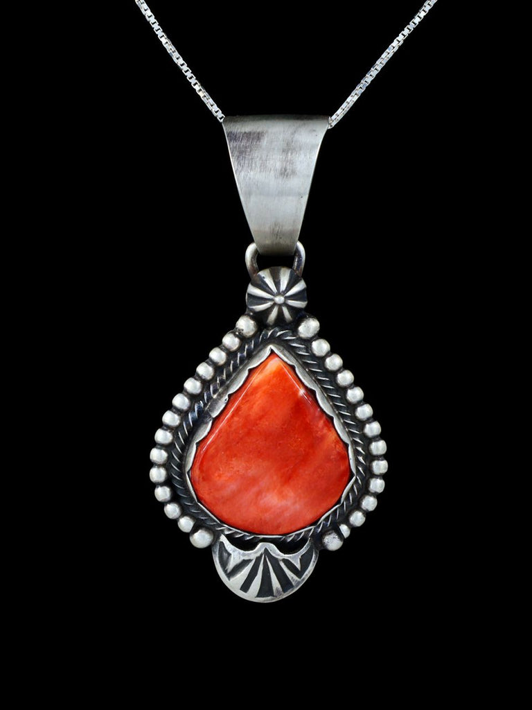 Native American Jewelry Spiny Oyster Pendant - PuebloDirect.com