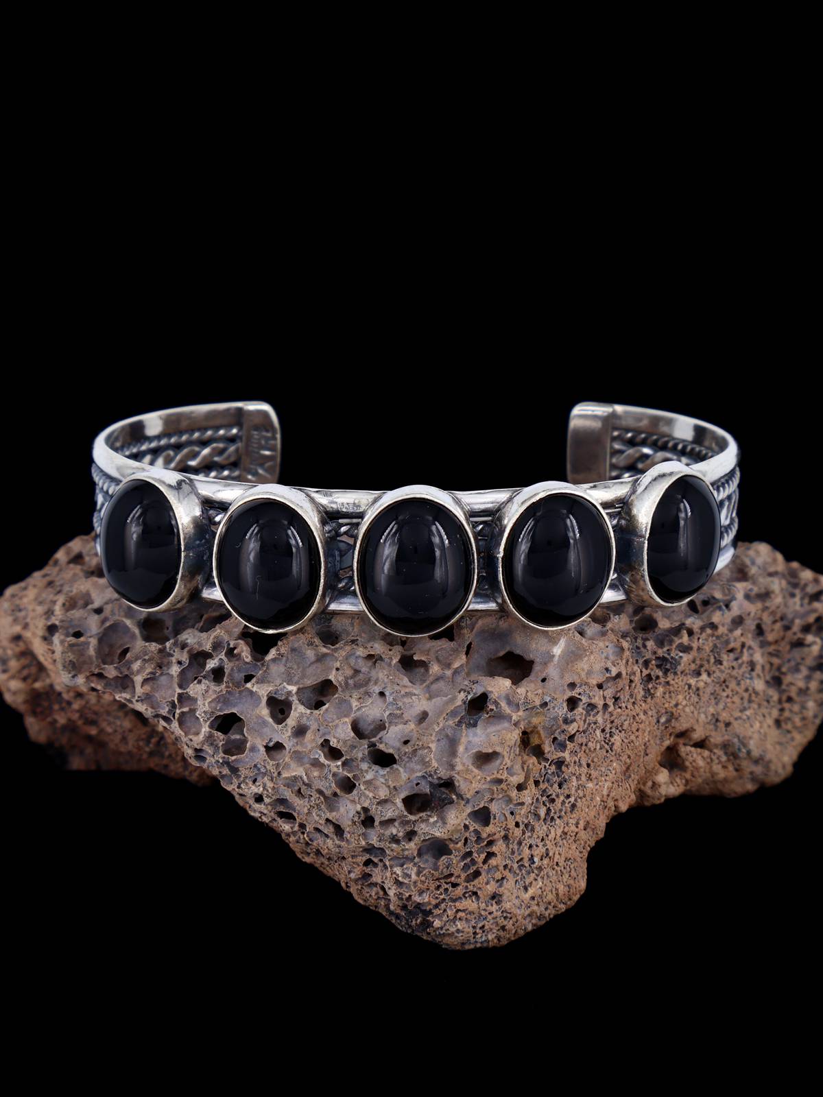 Native American Jewelry Onyx Cuff Bracelet - PuebloDirect.com