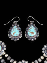 Juego de collar y aretes de color turquesa Kingman de joyería nativa americana