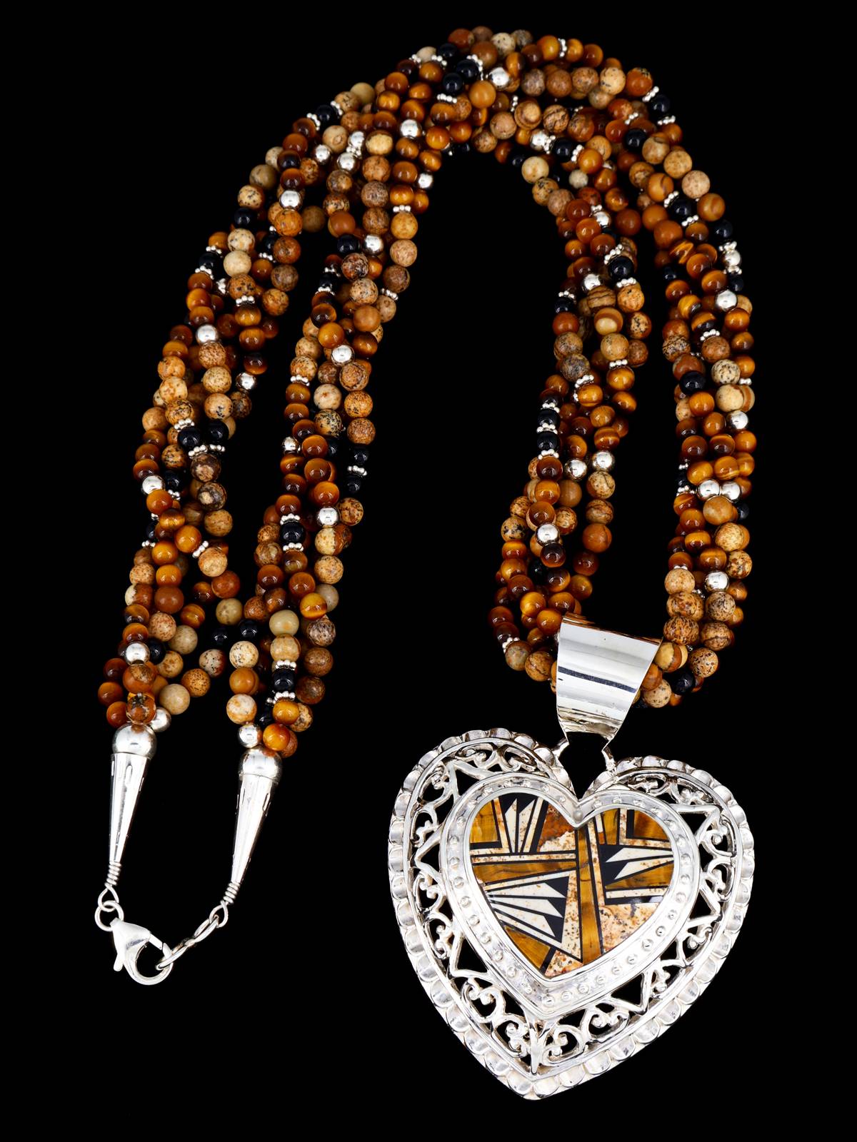 Collar con colgante de oso reversible con incrustaciones de búfalo blanco navajo