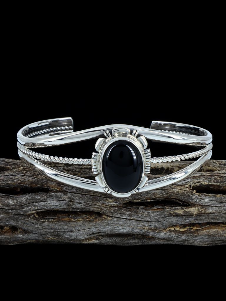 Native American Jewelry Black Onyx Cuff Bracelet - PuebloDirect.com