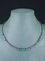 Collier amérindien de perles turquoise et argent