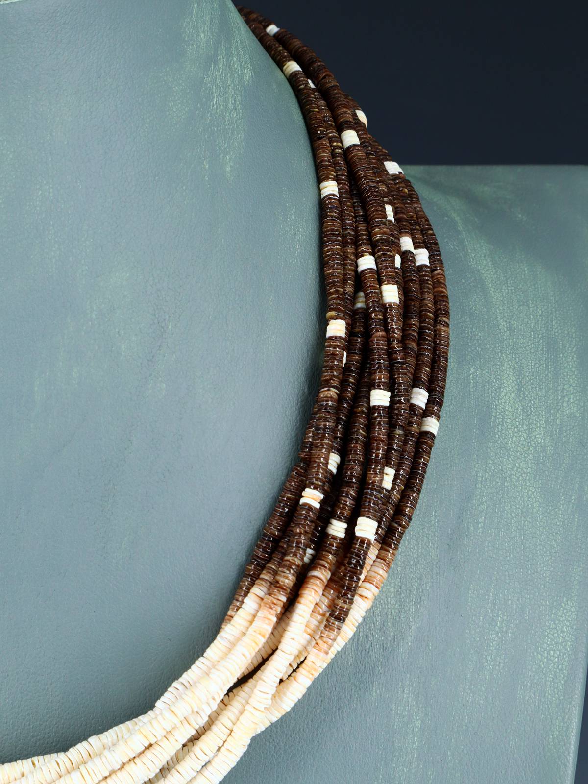 Ensemble de colliers amérindiens Santo Domingo Ombre Heishi