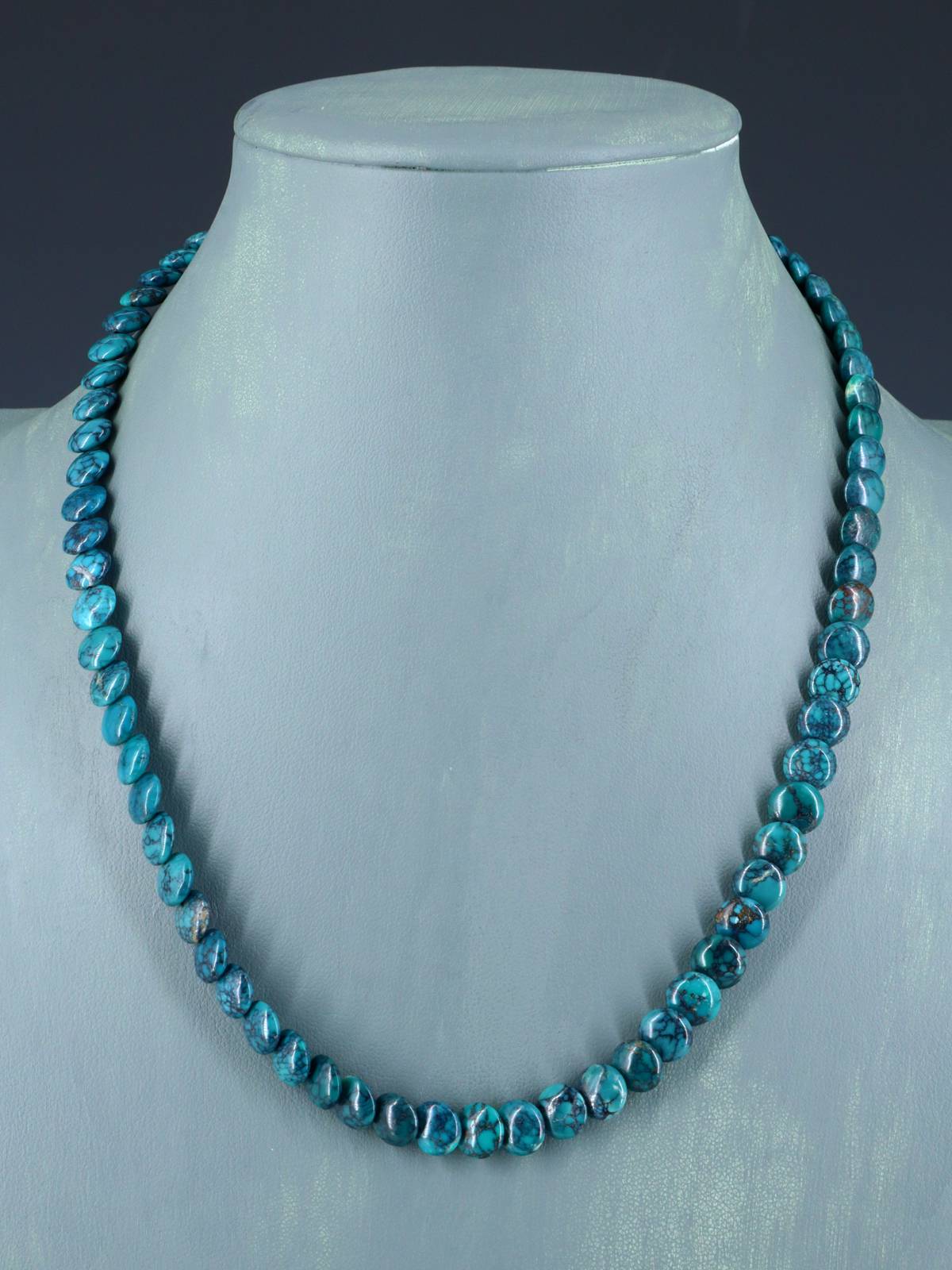 19" Navajo Single Strand Turquoise Disc Necklace - PuebloDirect.com