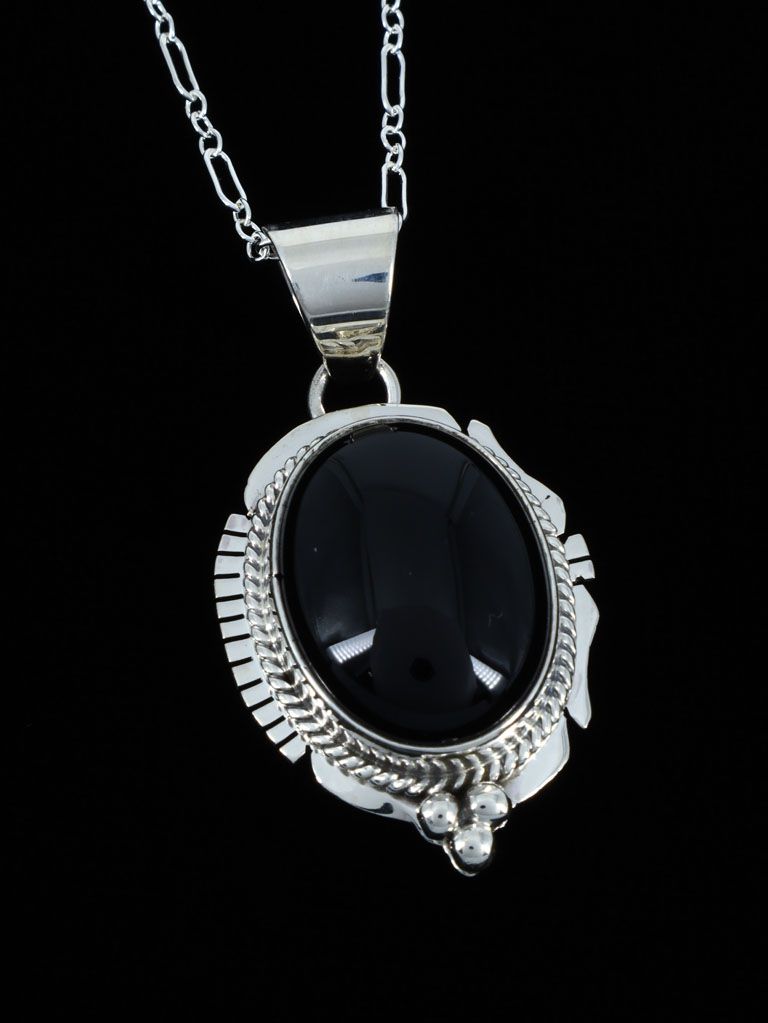 Native American Jewelry Black Onyx Pendant - PuebloDirect.com