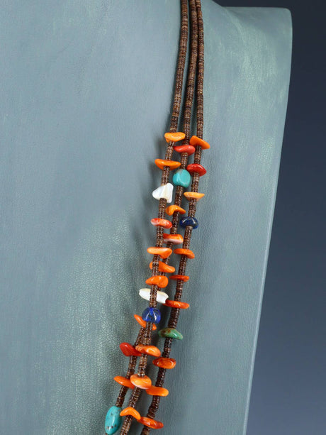Collar de tres hilos turquesa de Santo Domingo nativo americano