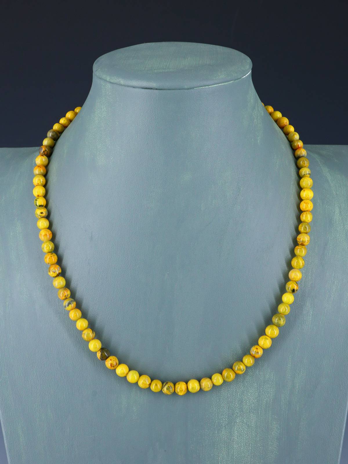 Bijoux amérindiens Collier simple brin d’huître épineuse et turquoise