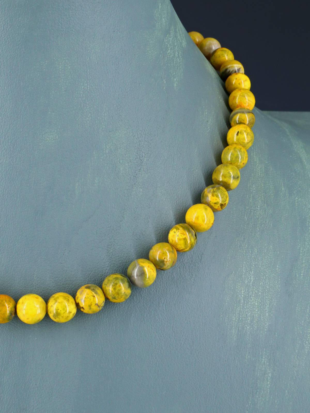 Bijoux amérindiens Collier simple brin d’huître épineuse et turquoise