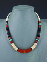 Collier amérindien de coquillages et turquoise de 18 po