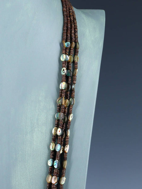 Collar Nativo Americano Santo Domingo Manzana Coral y Heishi