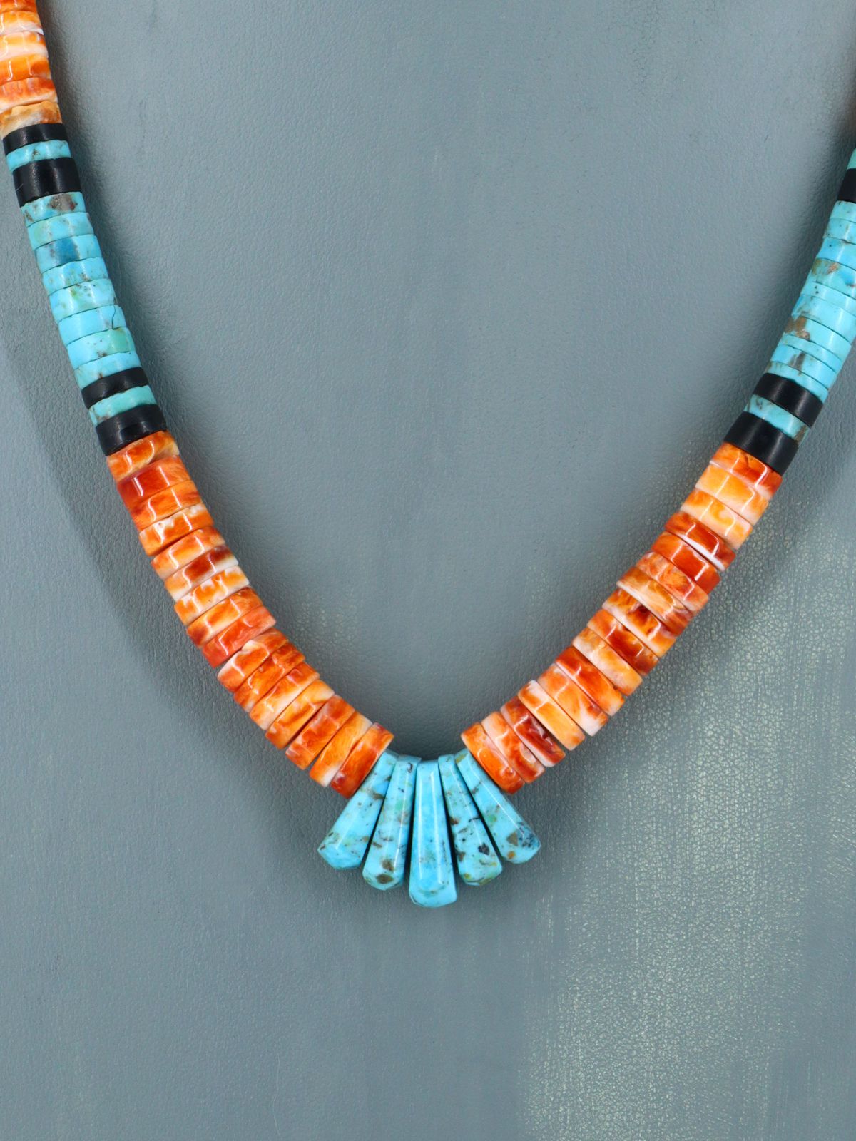 Native American Jewelry Single Strand Orange Spiny Oyster and Turquoise Necklace - PuebloDirect.com