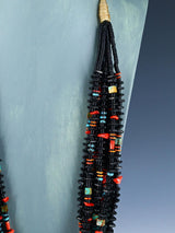 Bijoux amérindiens Collier à six brins turquoise et huître épineuse