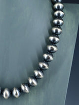 Collar con cuentas Navajo de plata de ley de joyería nativa americana de 16"