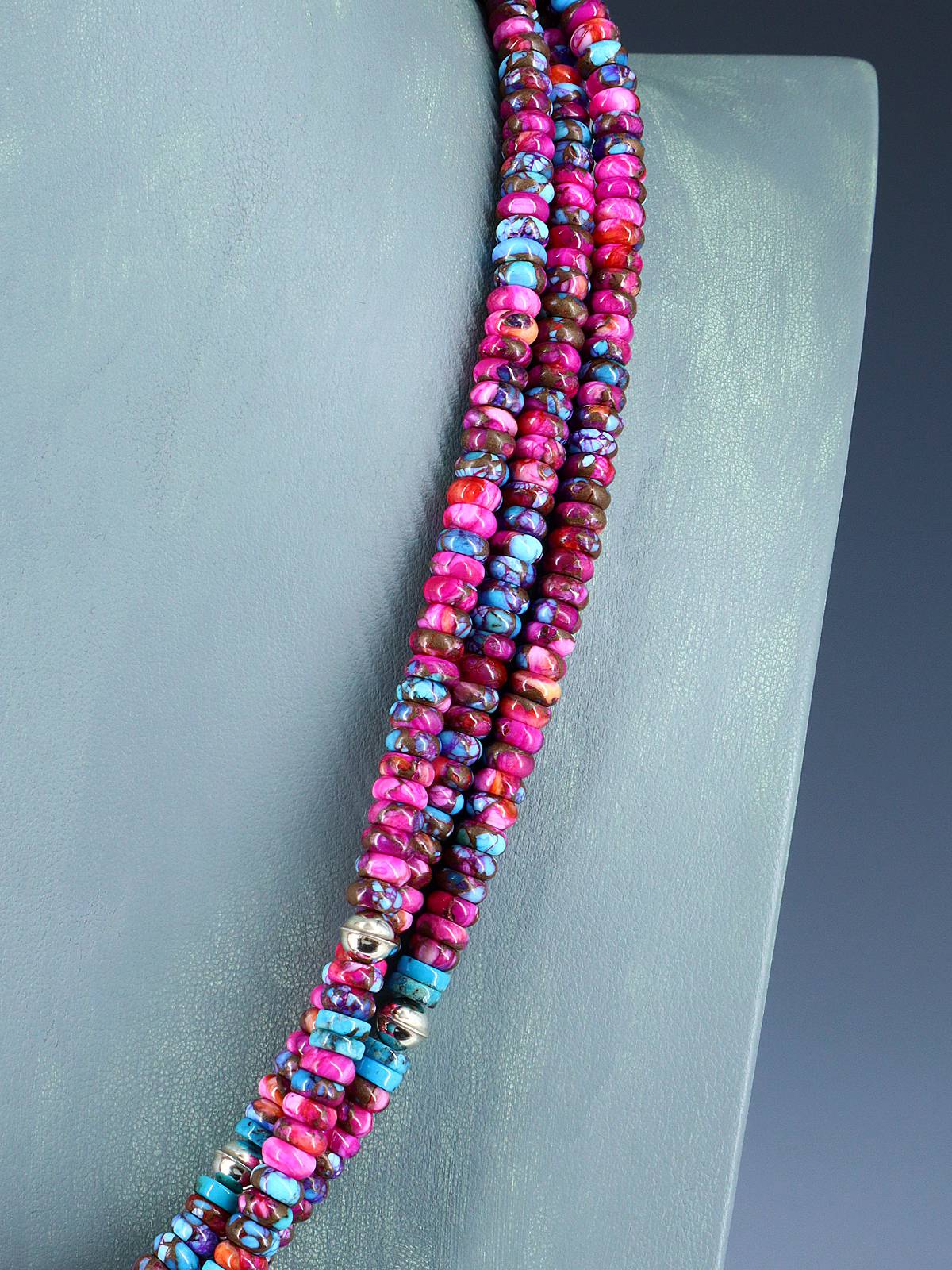 Santo Domingo Spiny Oyster and Turquoise Spinner Necklace - PuebloDirect.com