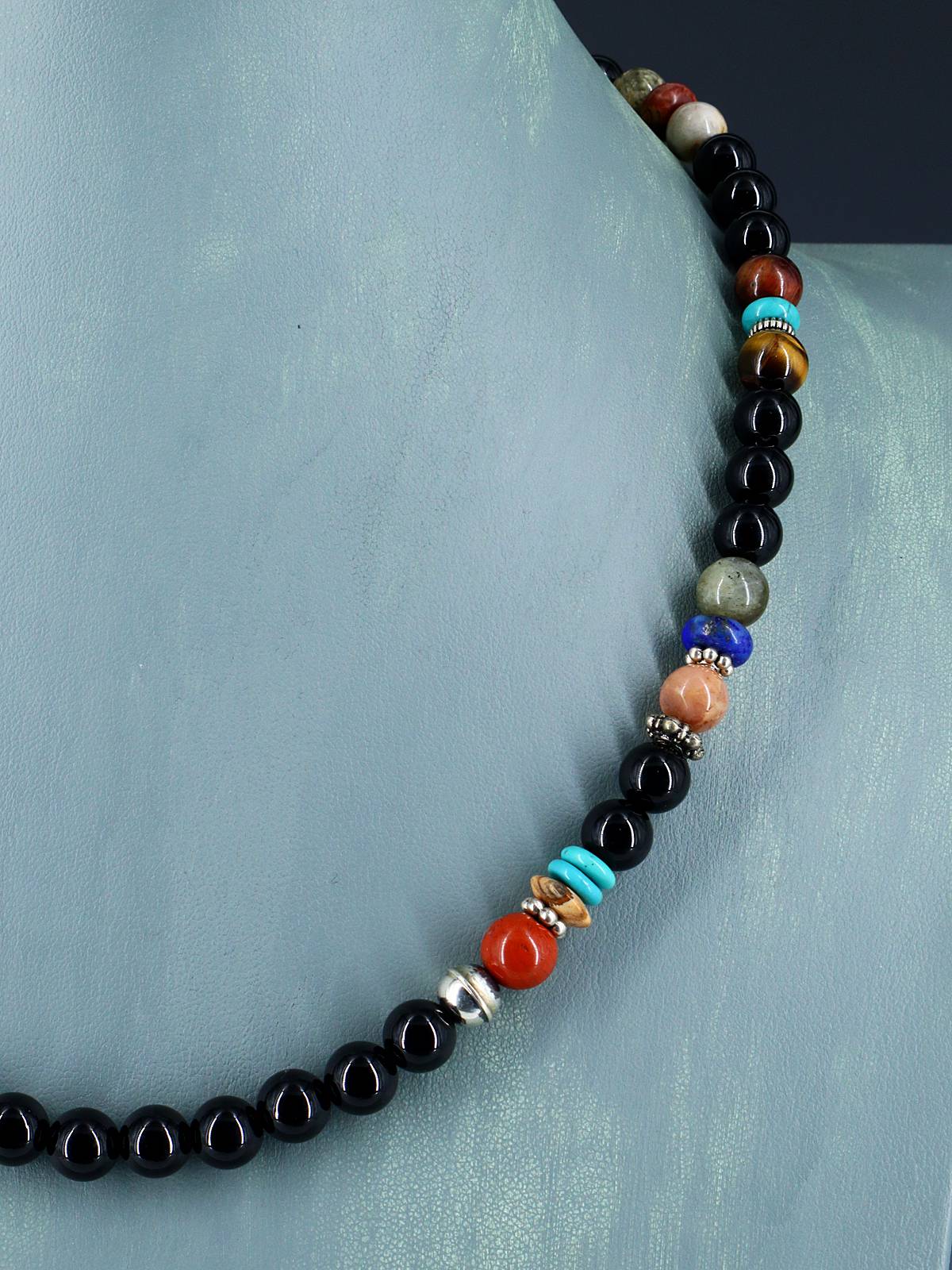 20" Navajo Single Strand Onyx Necklace