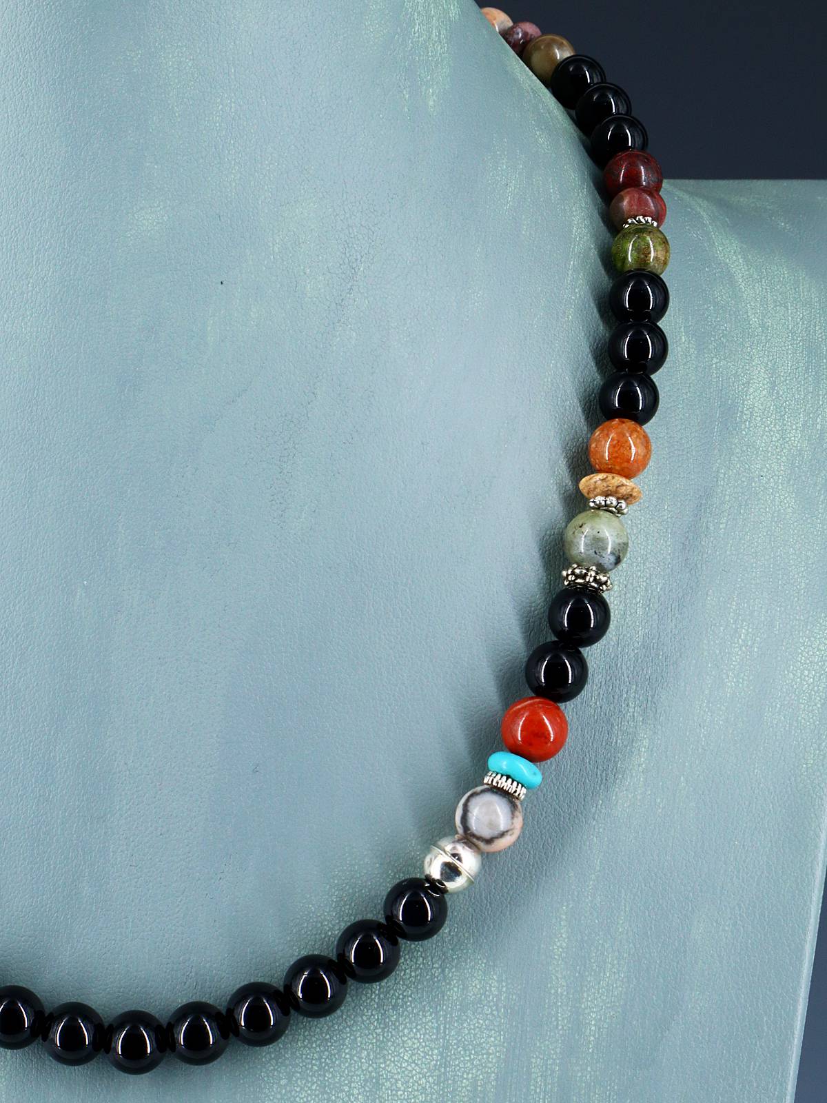 20" Navajo Single Strand Onyx Necklace