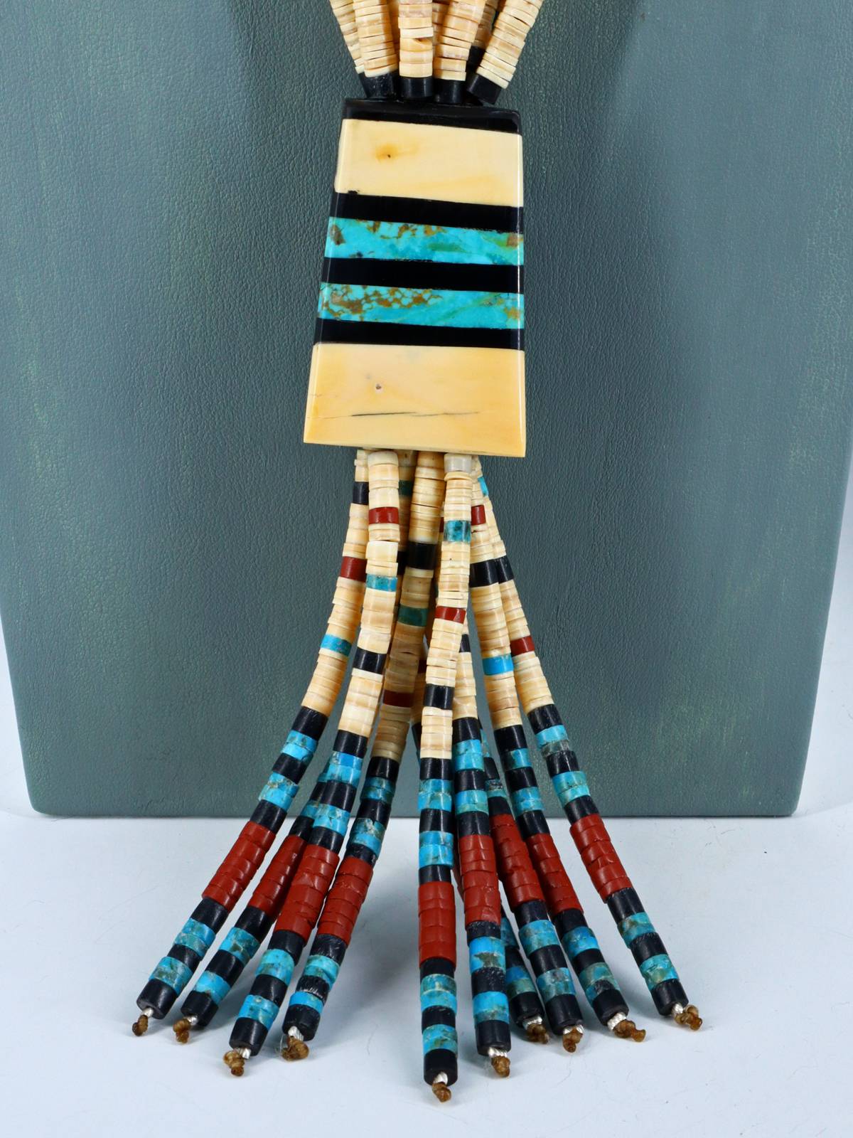 Native American Santo Domingo Shell Heishi Necklace
