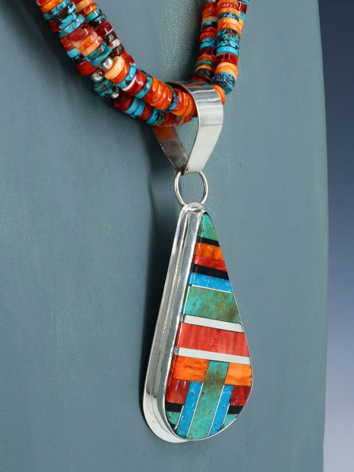 Collar del tesoro del abulón de Santo Domingo de los indios nativos americanos