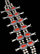 Conjunto de collar de flor de calabaza de plata de ley de coral mediterráneo natural
