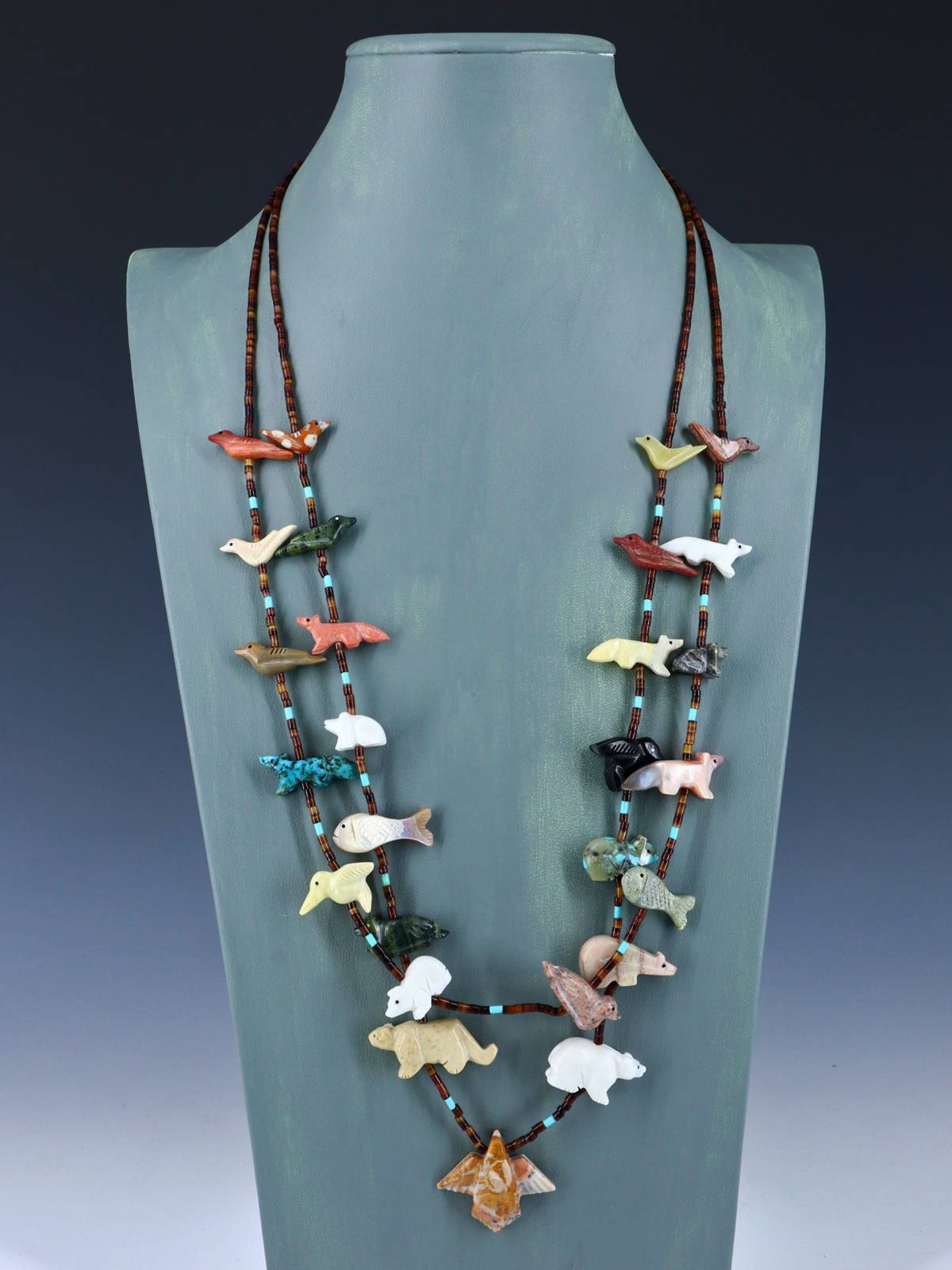 Collier d’oiseau fétiche sculpté Navajo amérindien