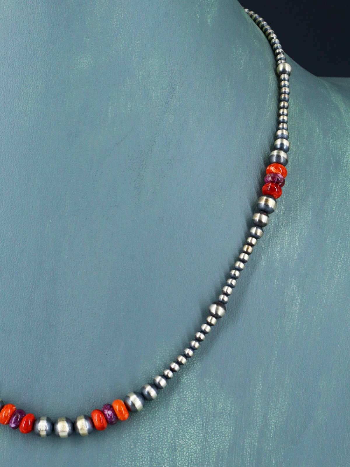 Native American Spiny Oyster and Silver Bead Necklace