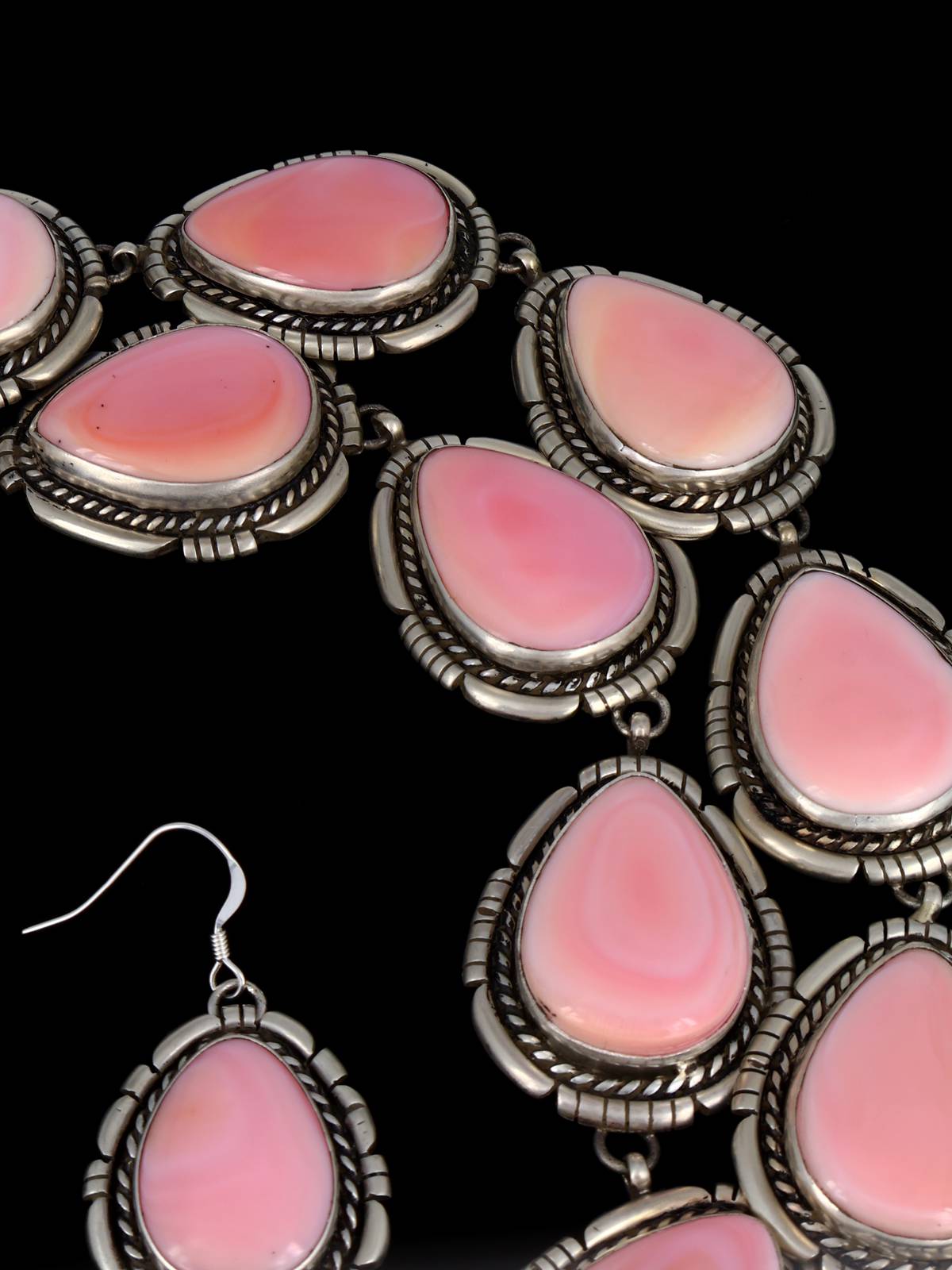 Native American Pink Conch Lariat Necklace and Earring Set