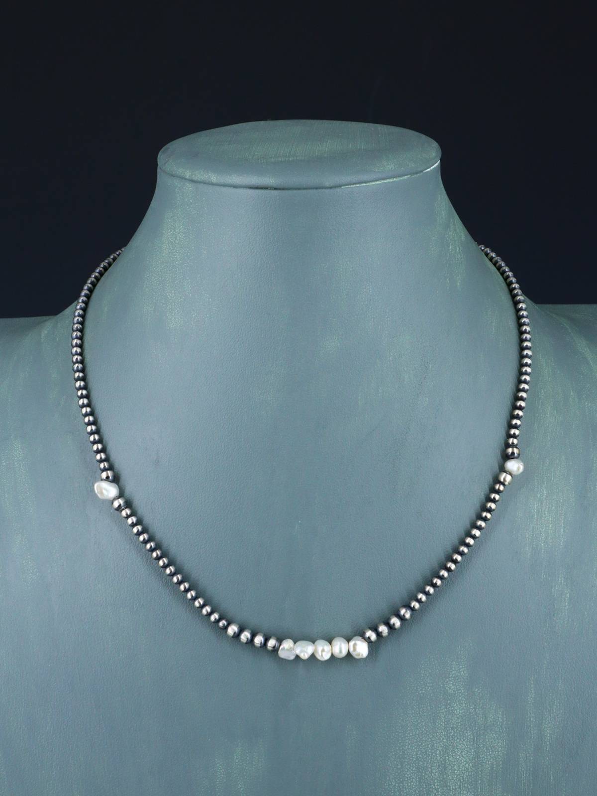 Navajo Jewelry Collar con cuentas de plata de ley de nácar de una sola hebra
