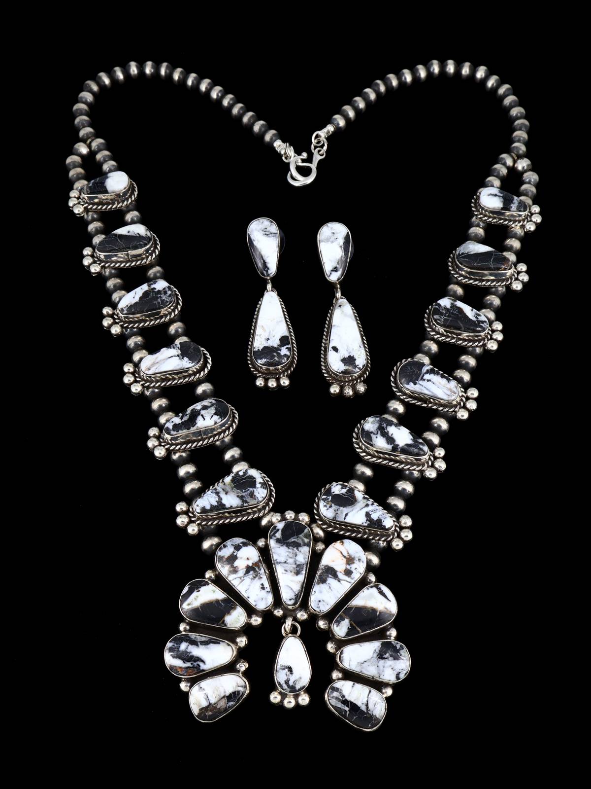 Conjunto de collar de flor de calabaza de plata de ley de búfalo blanco natural navajo