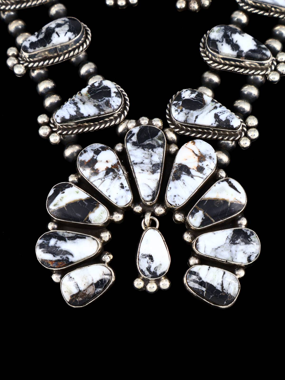 Conjunto de collar de flor de calabaza de plata de ley de búfalo blanco natural navajo