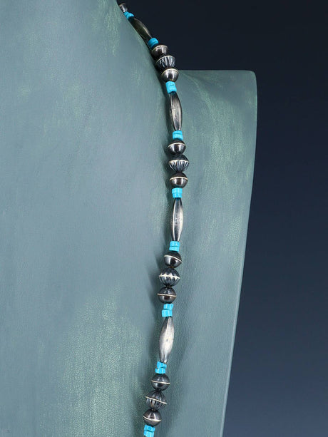 Collier de perles Navajo fait à la main en argent sterling amérindien de 17 po