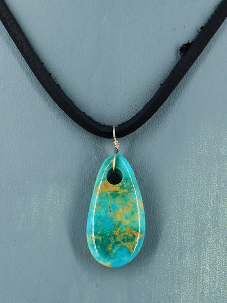 Collier de cordon ras du cou à languette de larme turquoise
