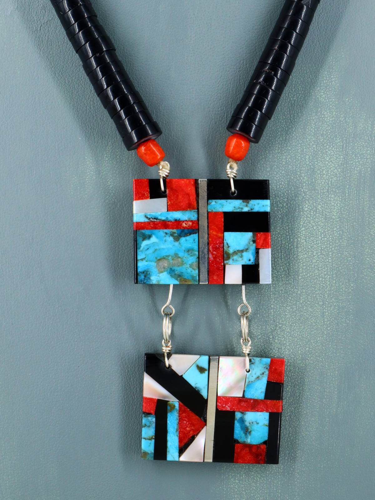 Collier amérindien de mosaïque Thunderbird de Saint-Domingue