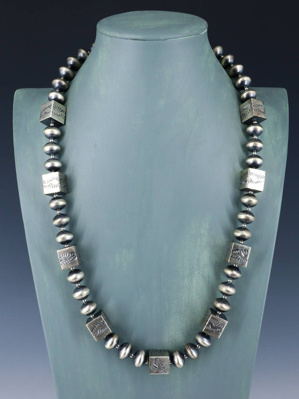 Ensemble de colliers amérindiens en argent sterling Navajo turquoise et perles