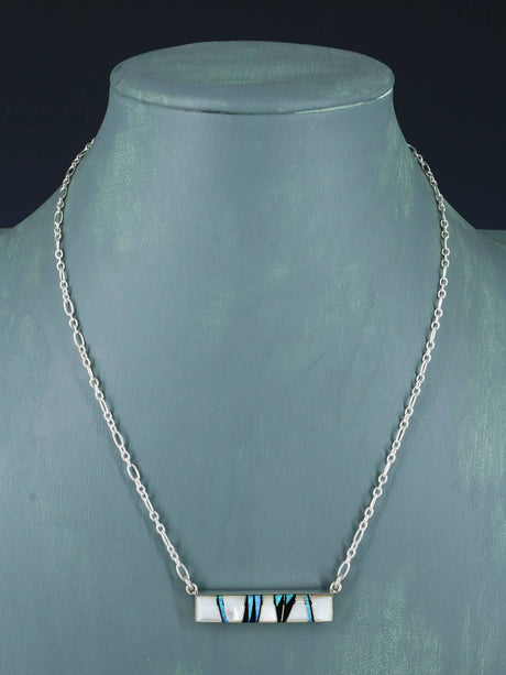Collar con incrustaciones navajo de múltiples piedras de joyería nativa americana