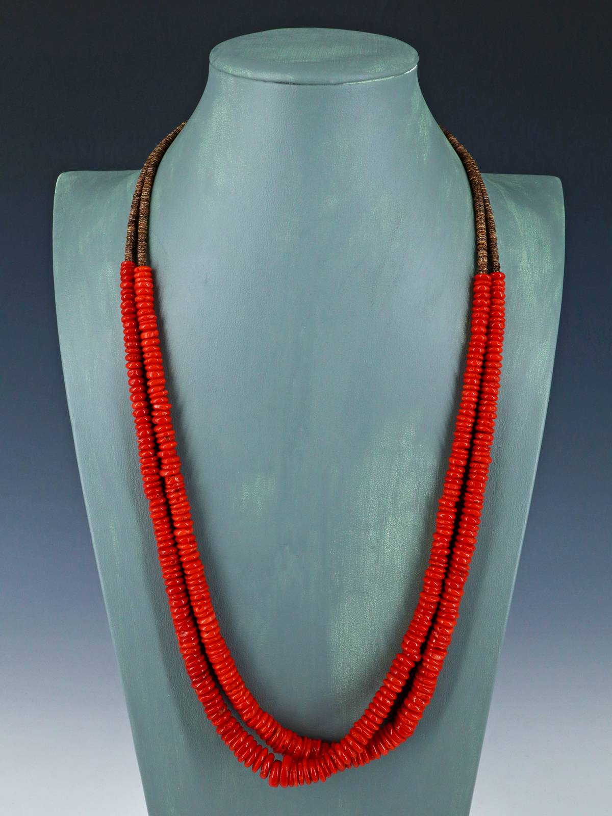 Bijoux amérindiens vintage Collier en corail naturel à 10 brins