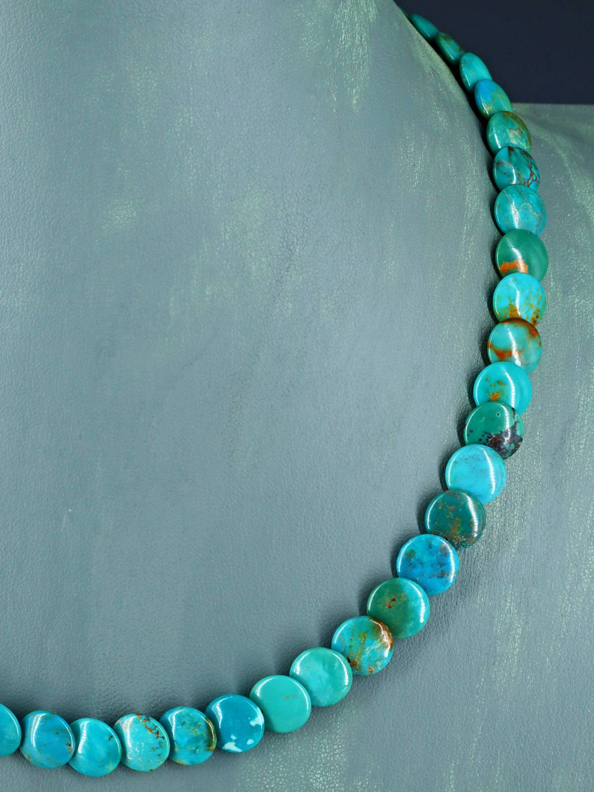 Navajo Single Strand Turquoise Disc Necklace