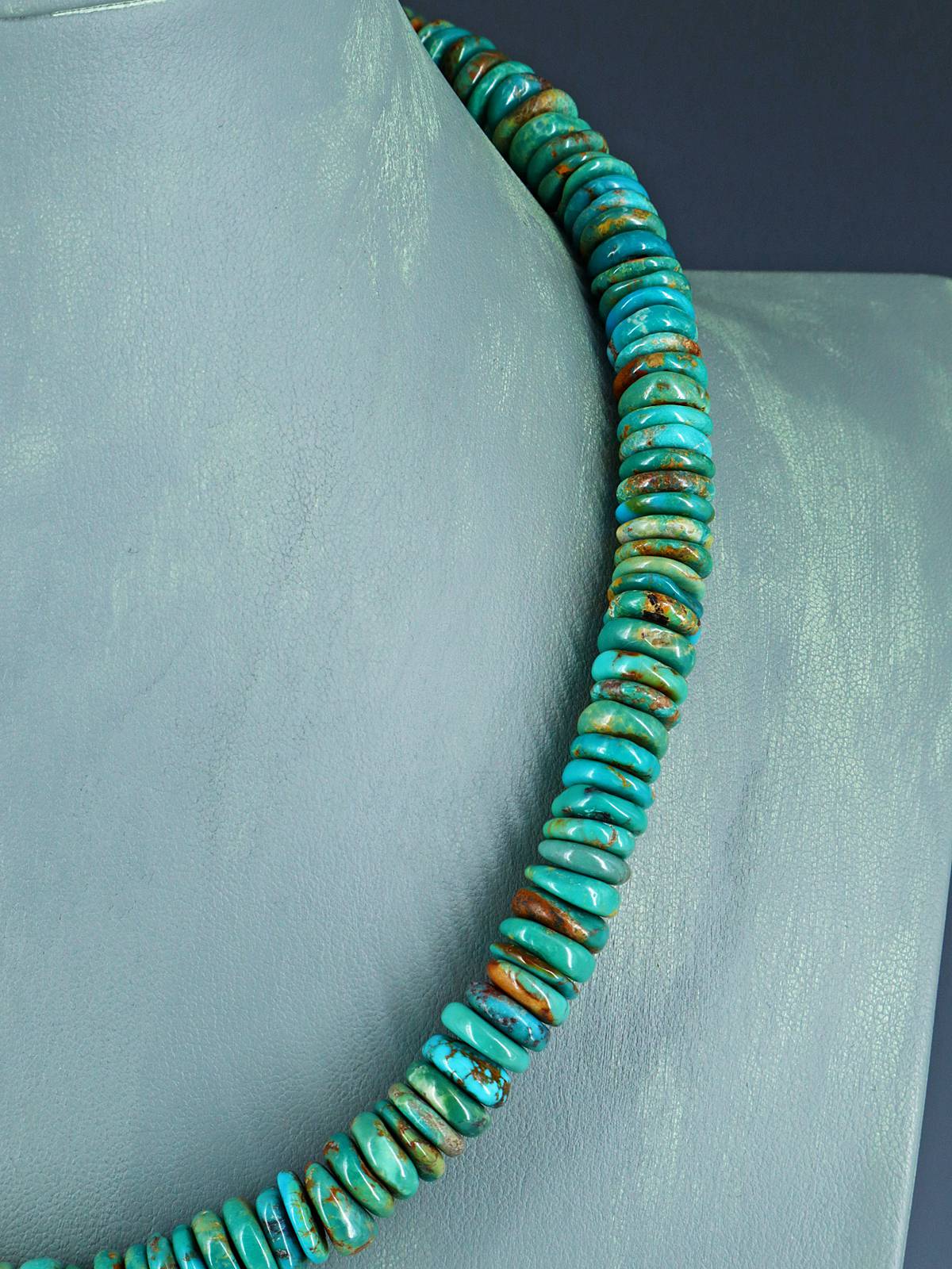 Navajo Single Strand Turquoise Disc Necklace