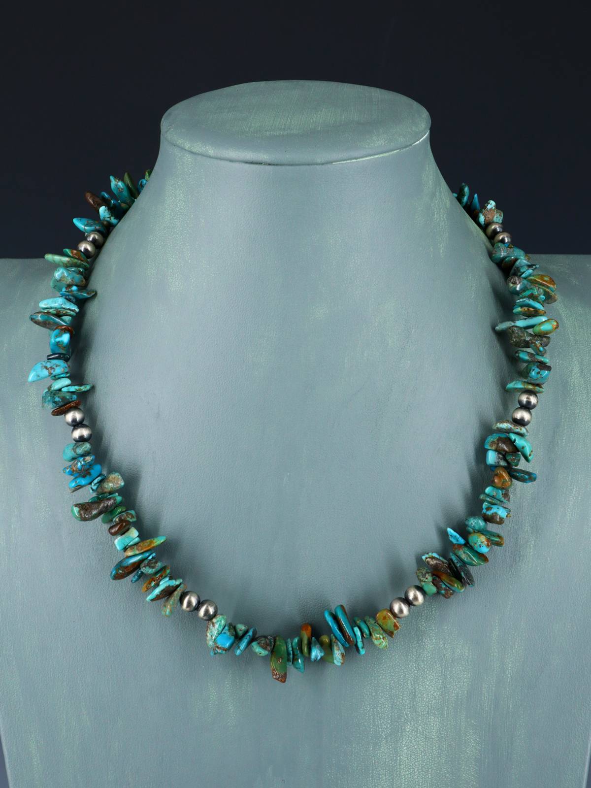 Collar de pepitas de turquesa y cuentas de plata de nativos americanos