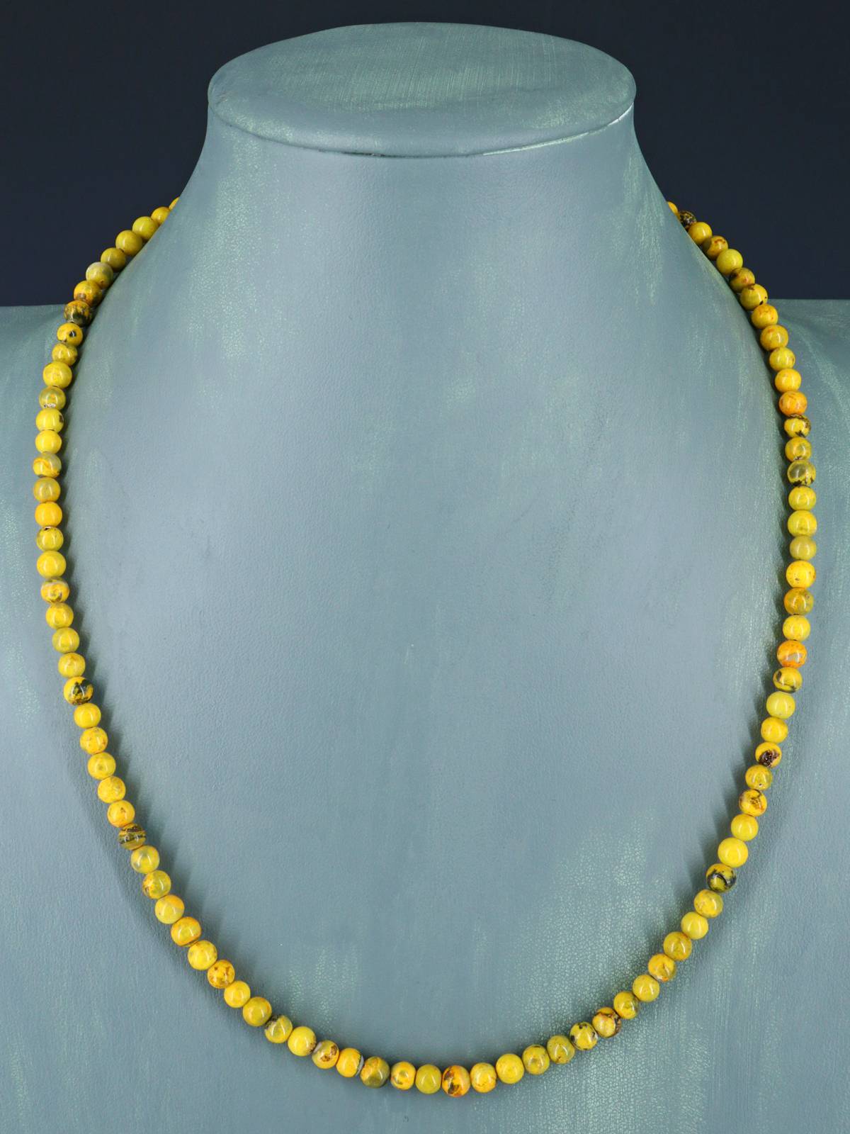 Bijoux amérindiens Collier simple brin d’huître épineuse et turquoise