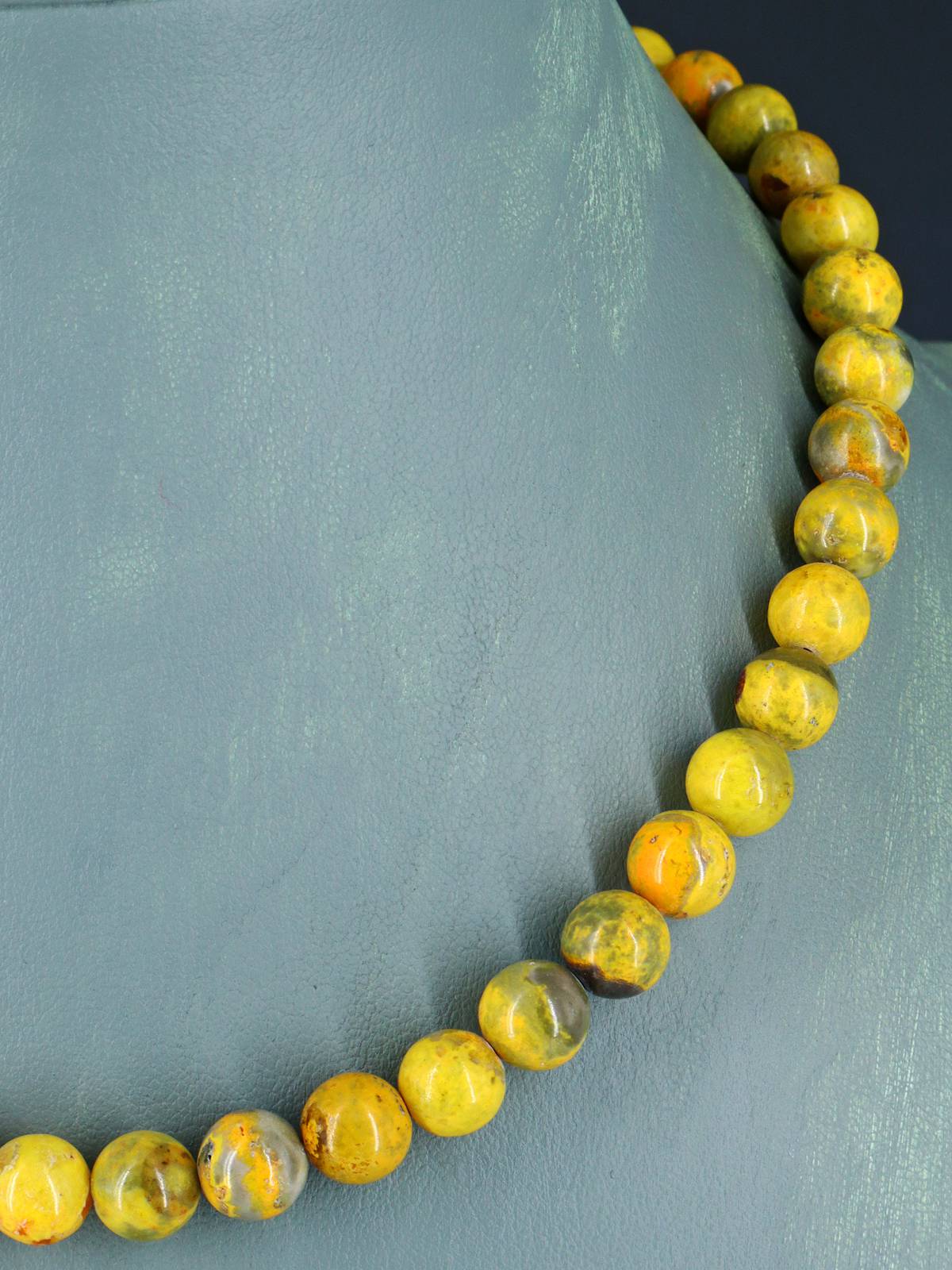 Bijoux amérindiens Collier simple brin d’huître épineuse et turquoise