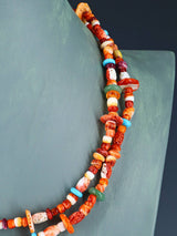 Collar de coral y lapislázuli de manzana nativo americano