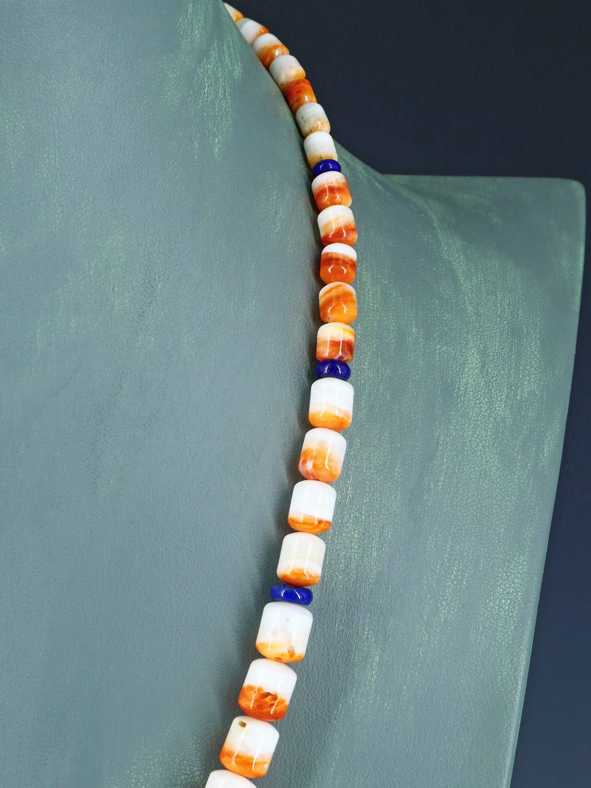 Navajo Single Strand Spiny Oyster and Lapis Necklace - PuebloDirect.com