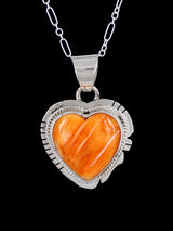 Native American Jewelry Spiny Oyster Pendant - PuebloDirect.com