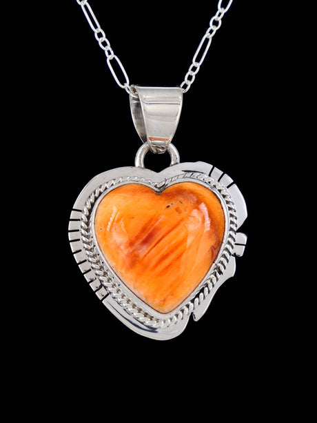 Native American Jewelry Spiny Oyster Heart Pendant - PuebloDirect.com