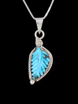 Pendentif amérindien en argent sterling sculpté feuille turquoise