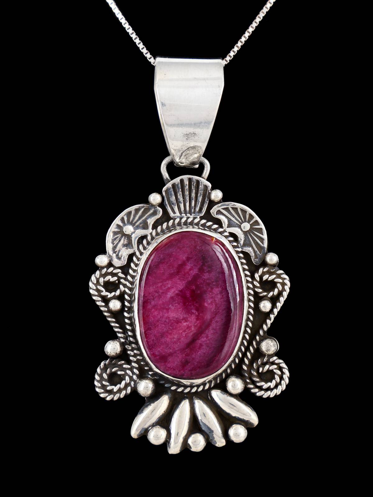Native American Jewelry Spiny Oyster Pendant