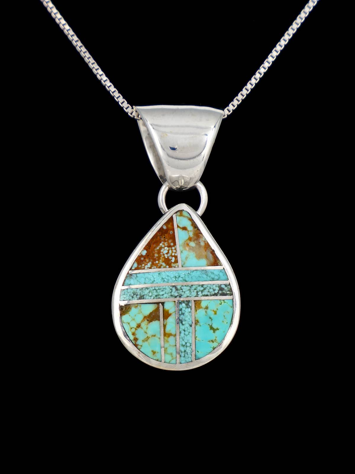 Pendentif amérindien avec incrustation d'opale monarque